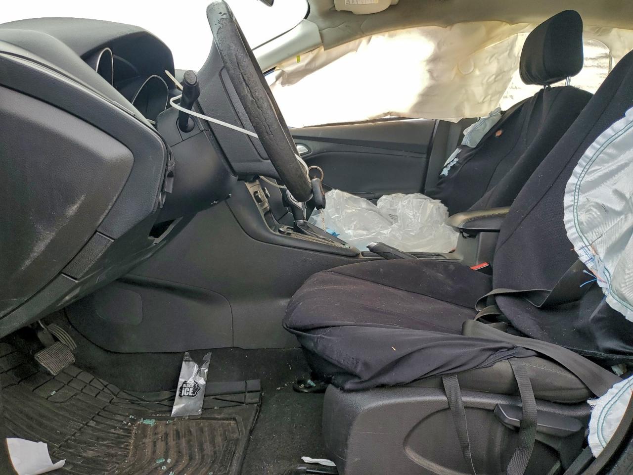 Ford Focus Se Image 6