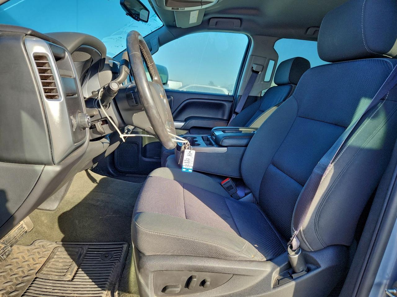 Chevrolet Silverado C1500 Lt Image 2