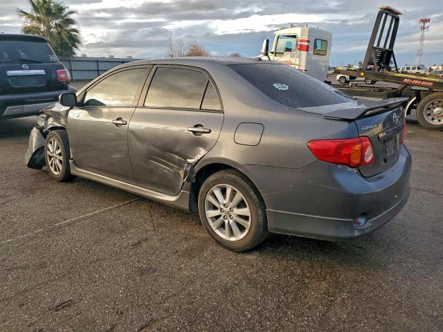 Toyota Corolla Base Image 2