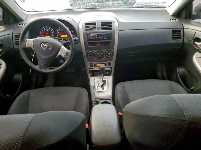 Toyota Corolla Base Image 7