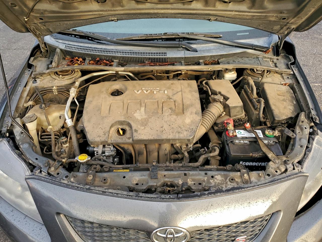 Toyota Corolla Base Image 11