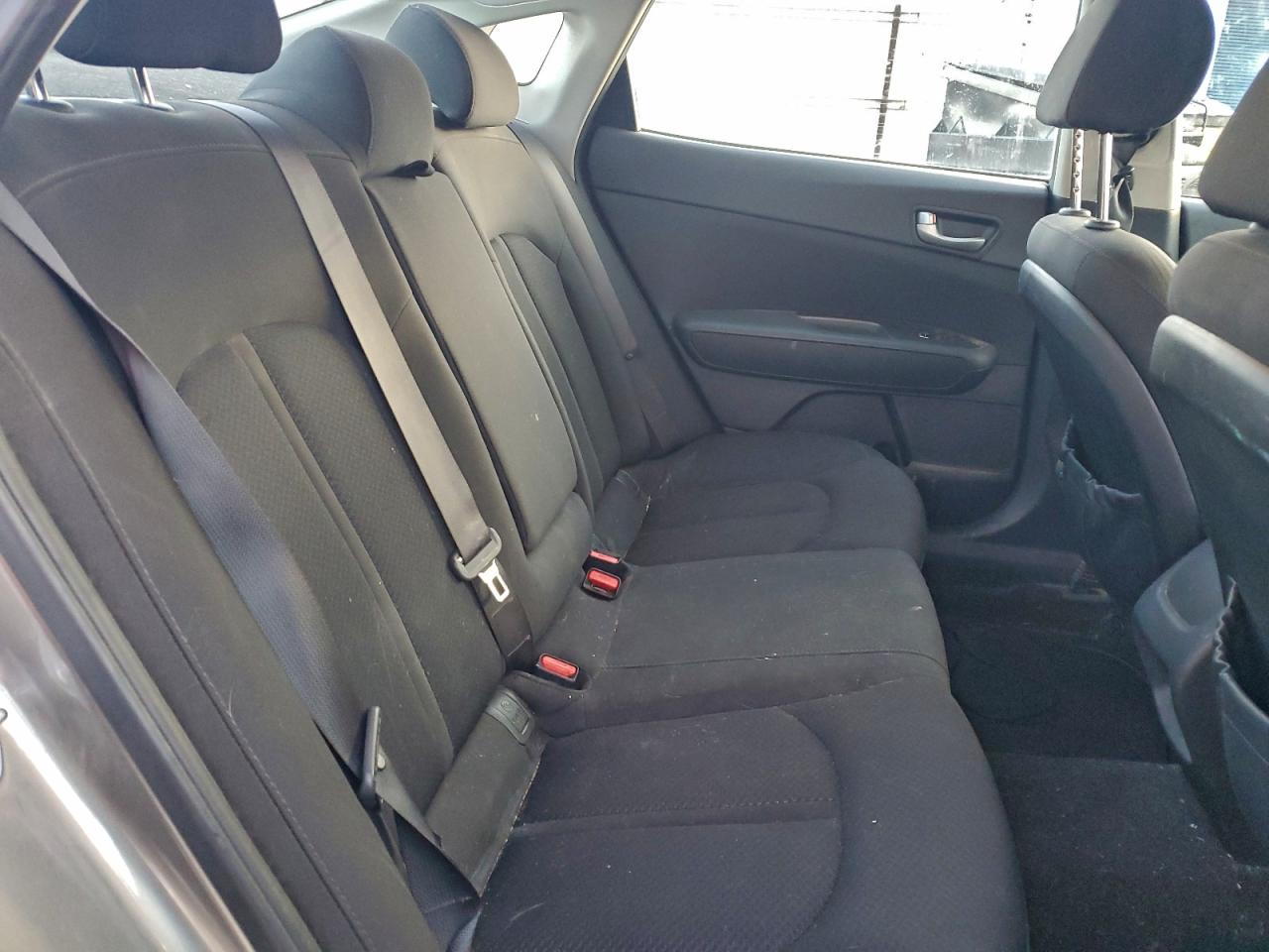 Kia Optima Lx Image 7