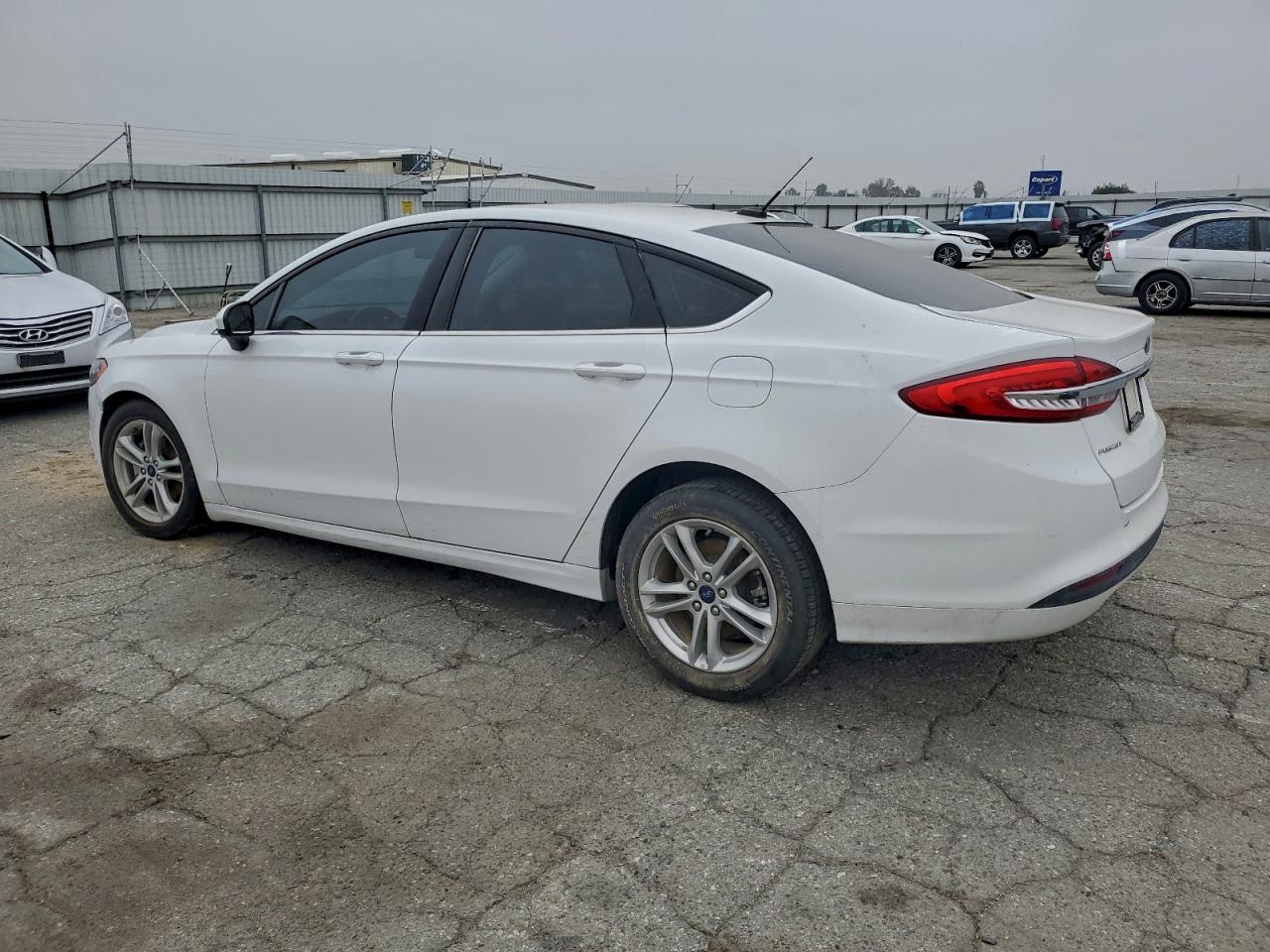 Ford Fusion Se Image 8