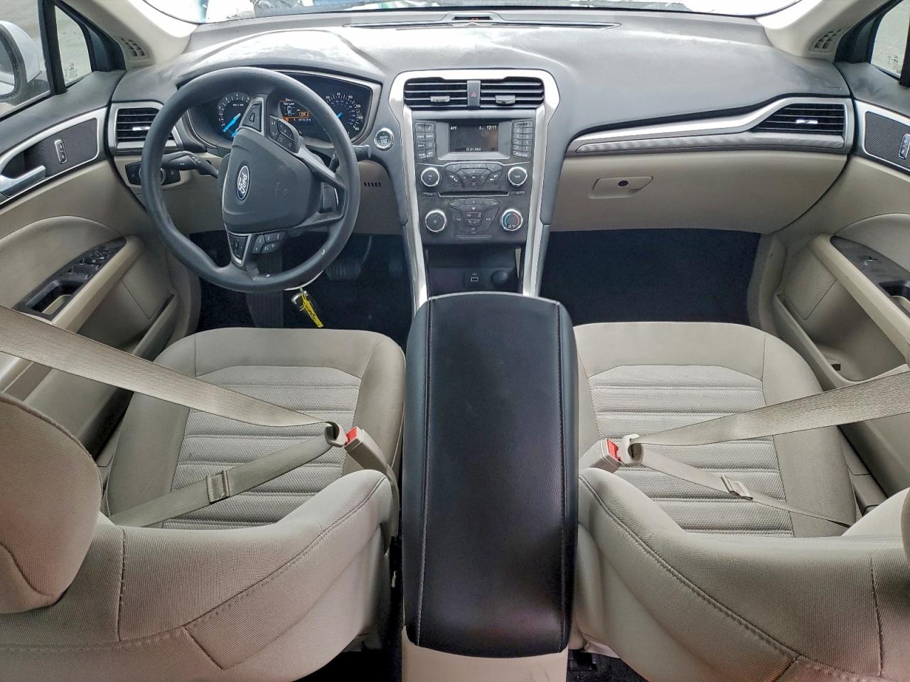 Ford Fusion Se Image 2