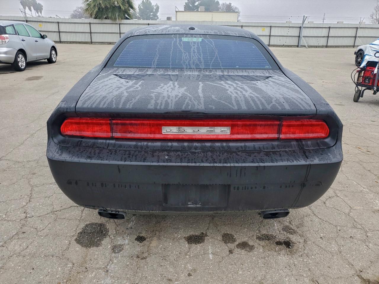 Dodge Challenger Sxt Image 10