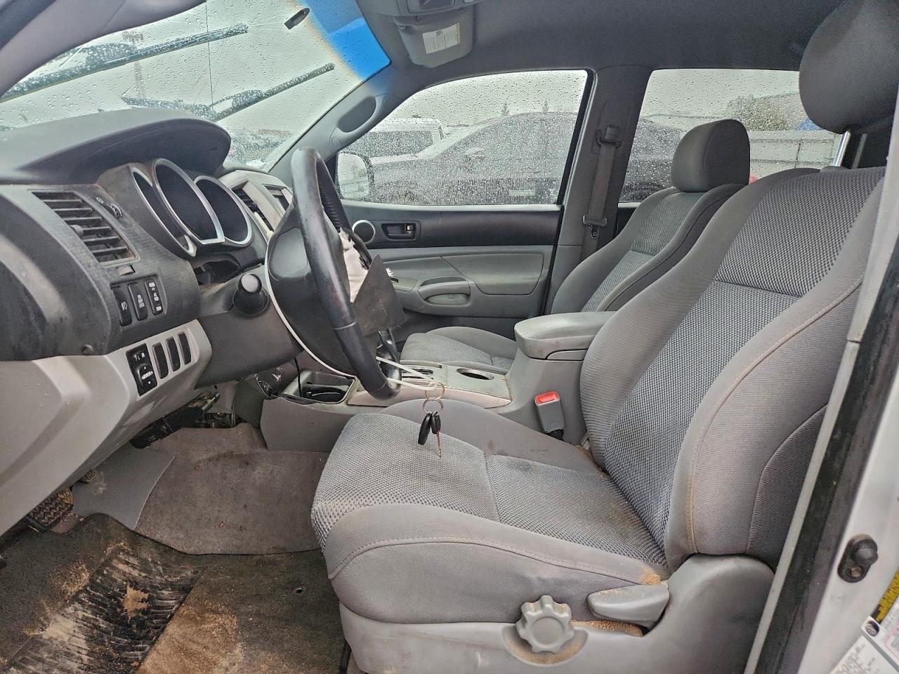 Toyota Tacoma Double Cab Prerunner Image 12