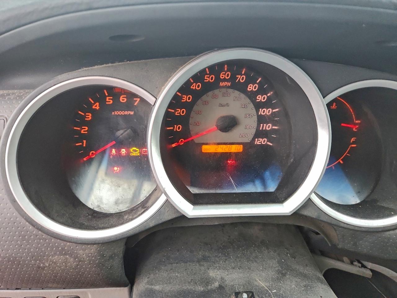 Toyota Tacoma Double Cab Prerunner Image 6