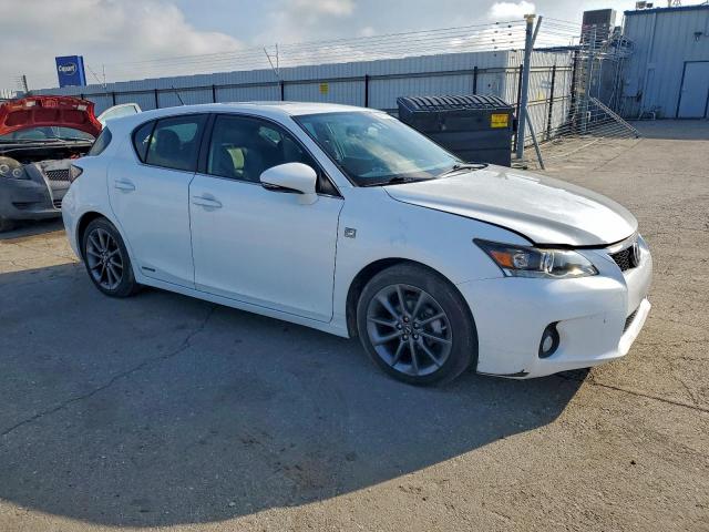 Lexus Ct 200 Image 2