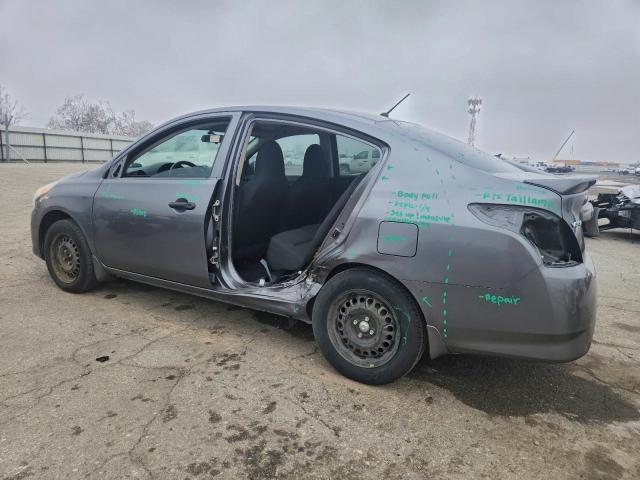 Nissan Versa S Image 6