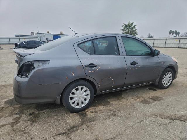 Nissan Versa S Image 4
