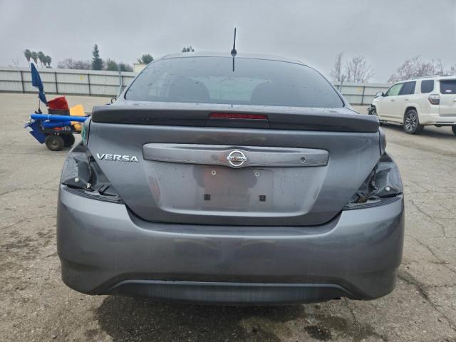 Nissan Versa S Image 8