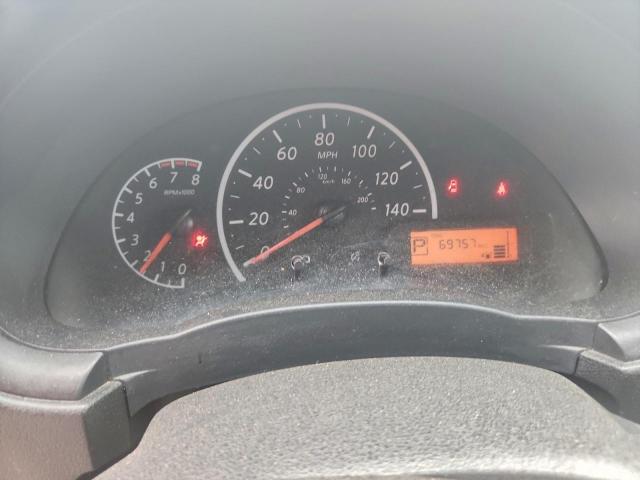 Nissan Versa S Image 9