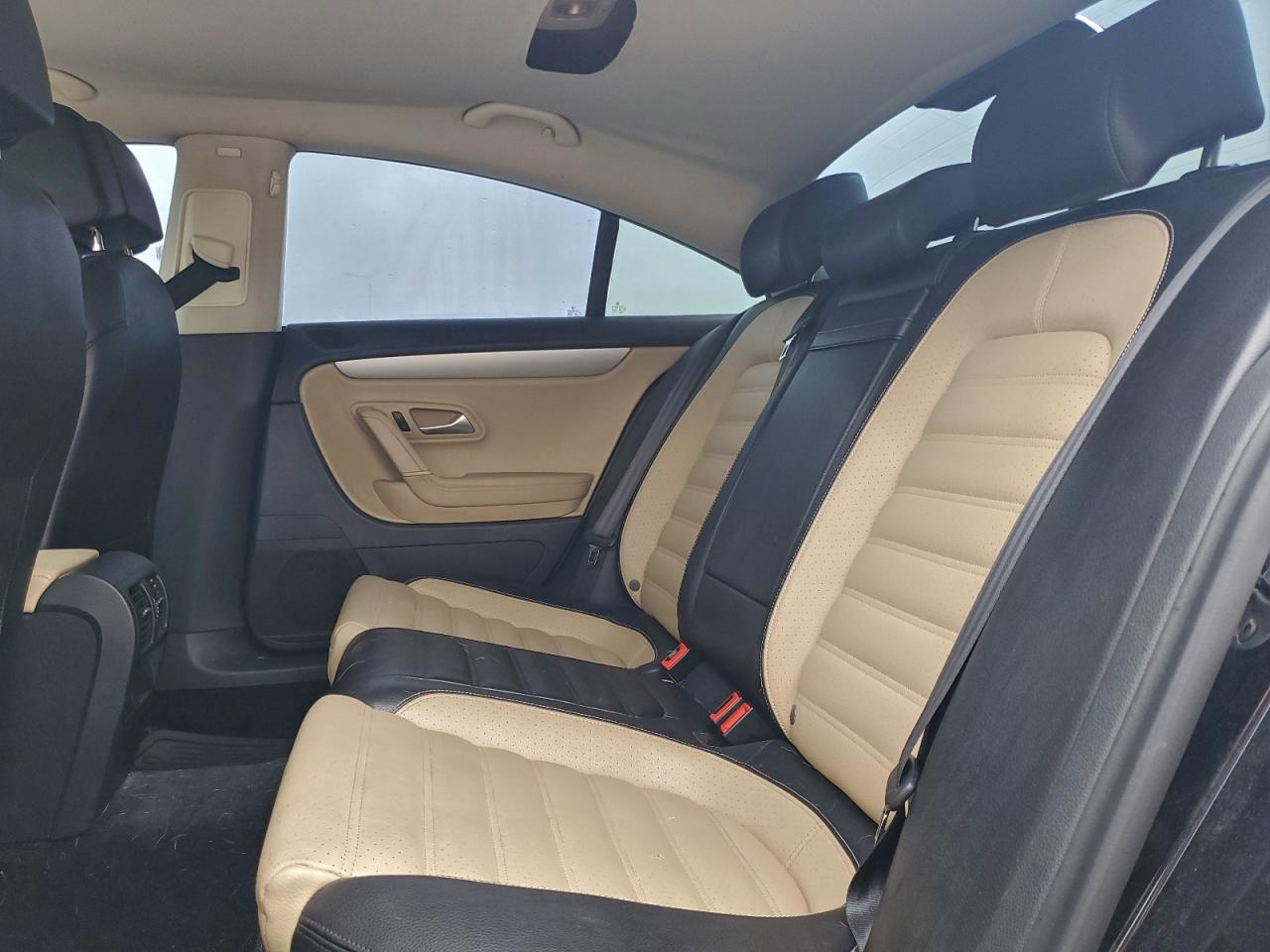 Volkswagen CC Sport Image 6