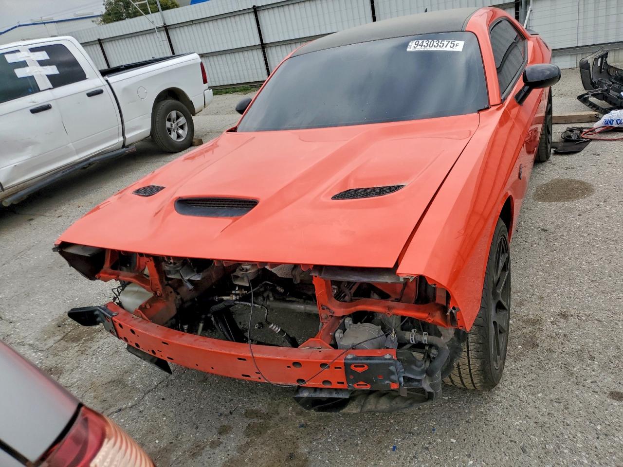 Dodge Challenger Srt Hellcat Image 10