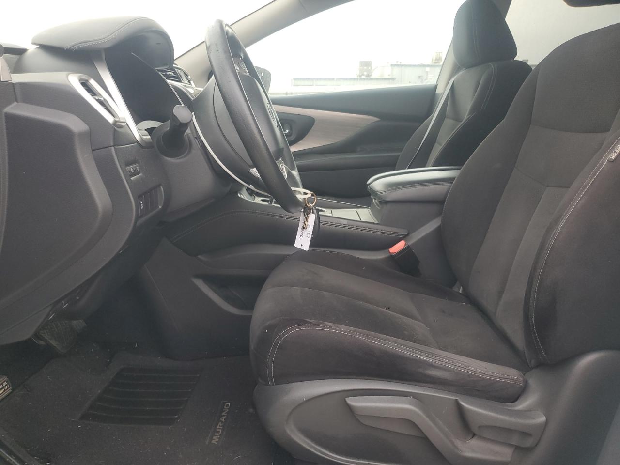 Nissan Murano S Image 10