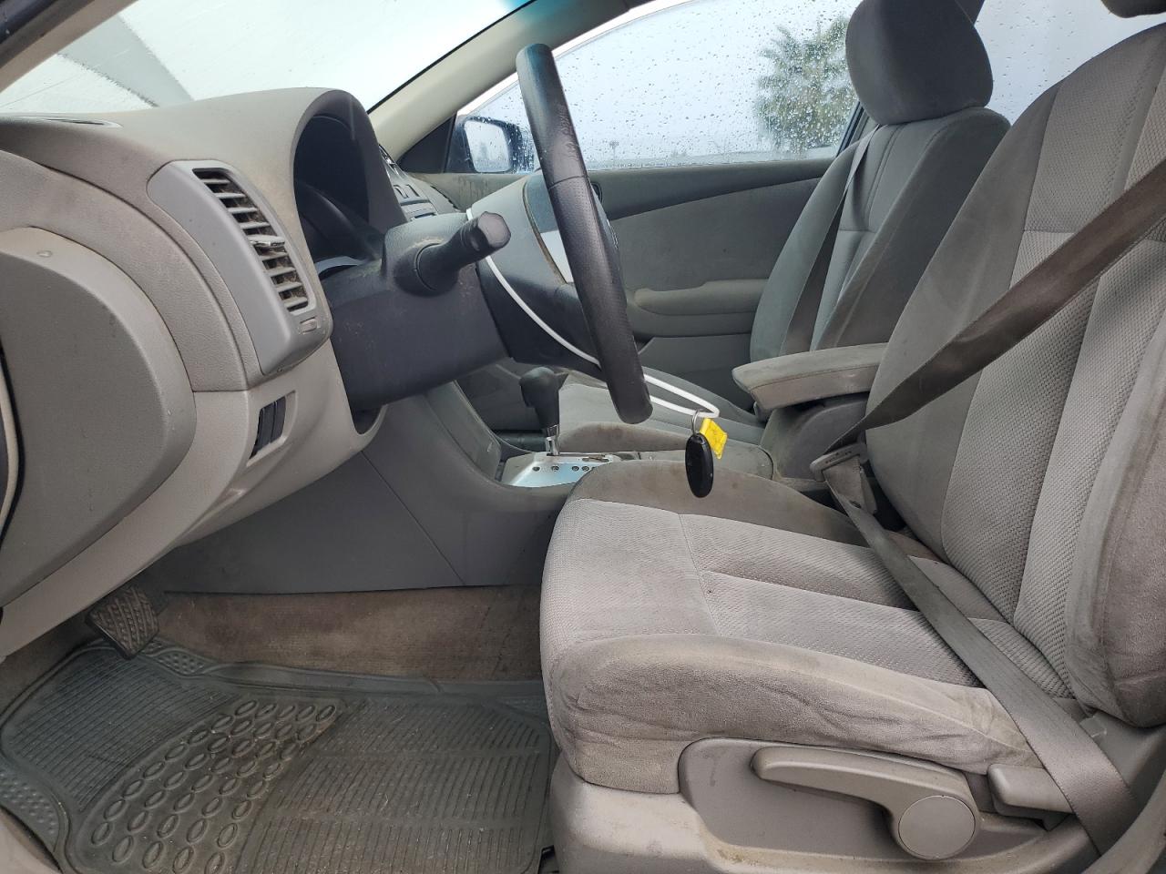 Nissan Altima 2.5 Image 10