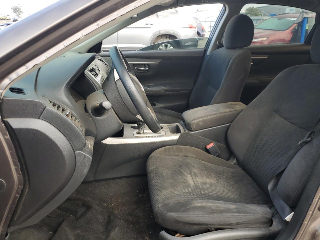 Nissan Altima 2.5 Image 10