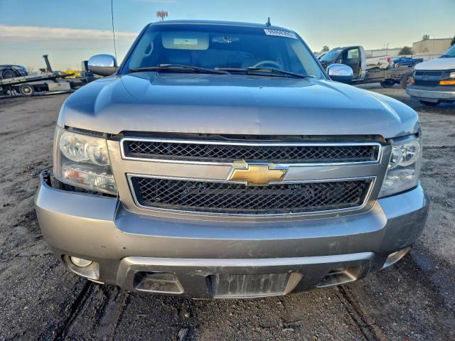 Chevrolet Avalanche C1500 Image 7