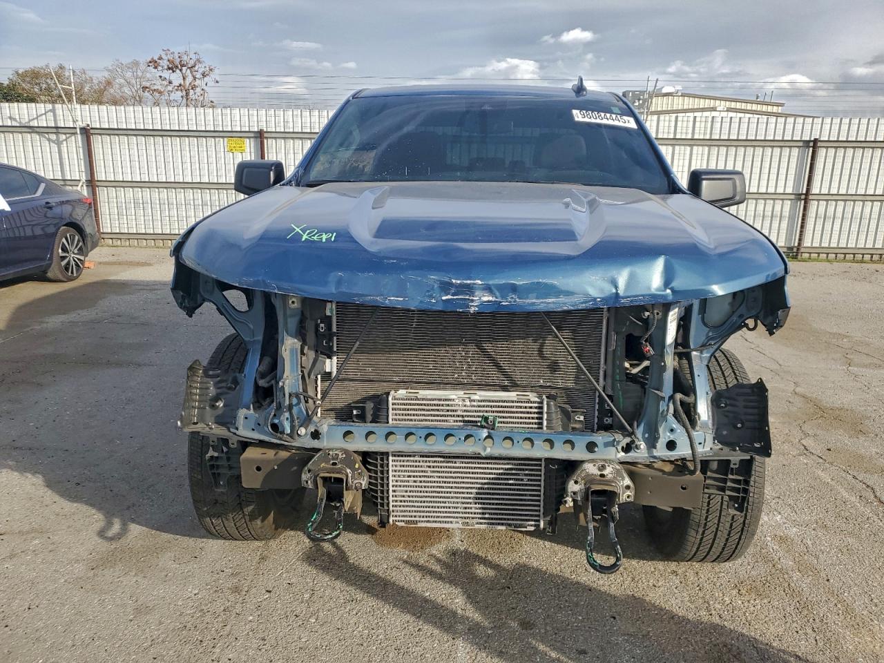 Chevrolet Silverado C1500 Custom Image 3